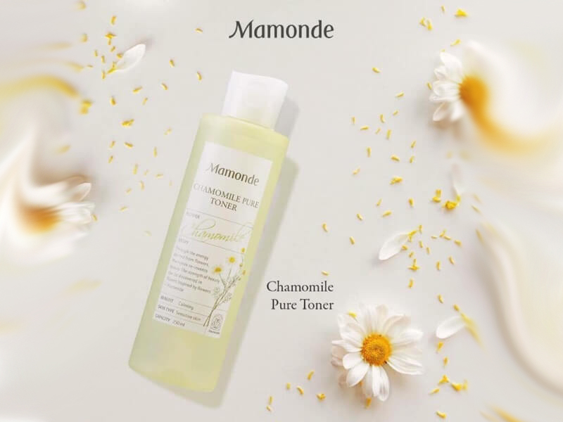Toner hoa cúc dịu nhẹ Mamonde Chamomile Pure 250ml cho da nhạy cảm